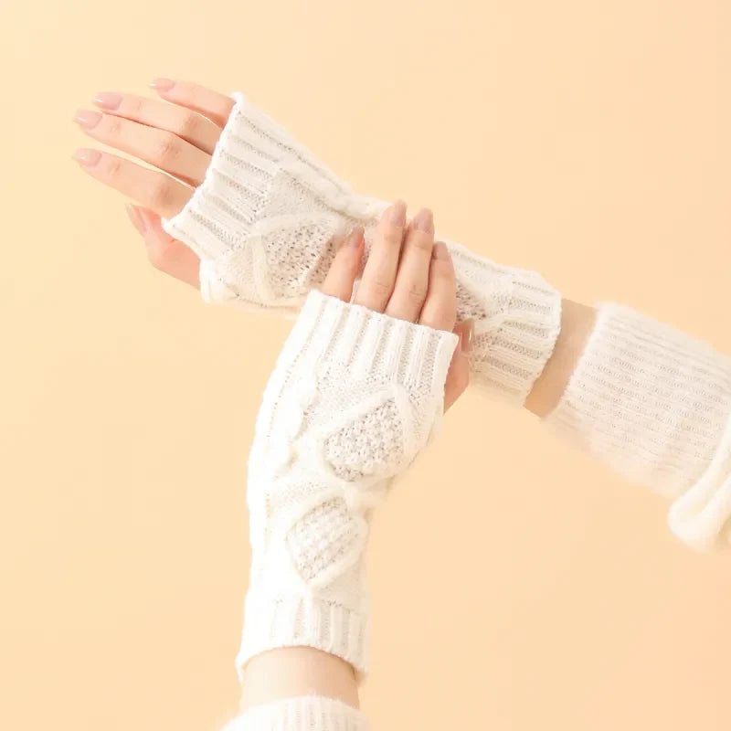 Women's Diamond Cable Knit Fingerless Gloves