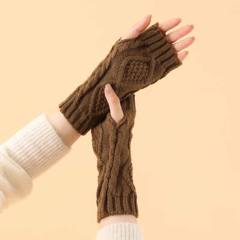 Women's Diamond Cable Knit Fingerless Gloves