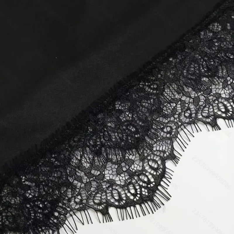 Women's Solid-color Lace-trimmed Waist-cinching Dress